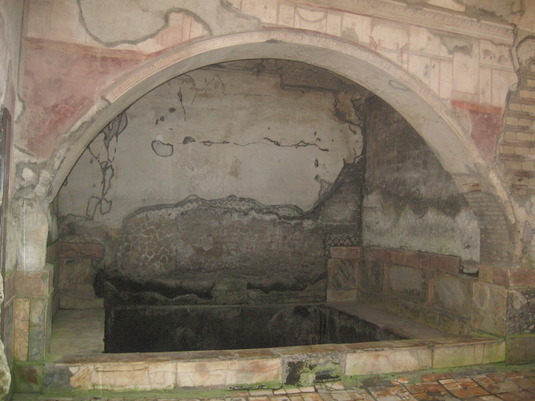 Herculaneum 65